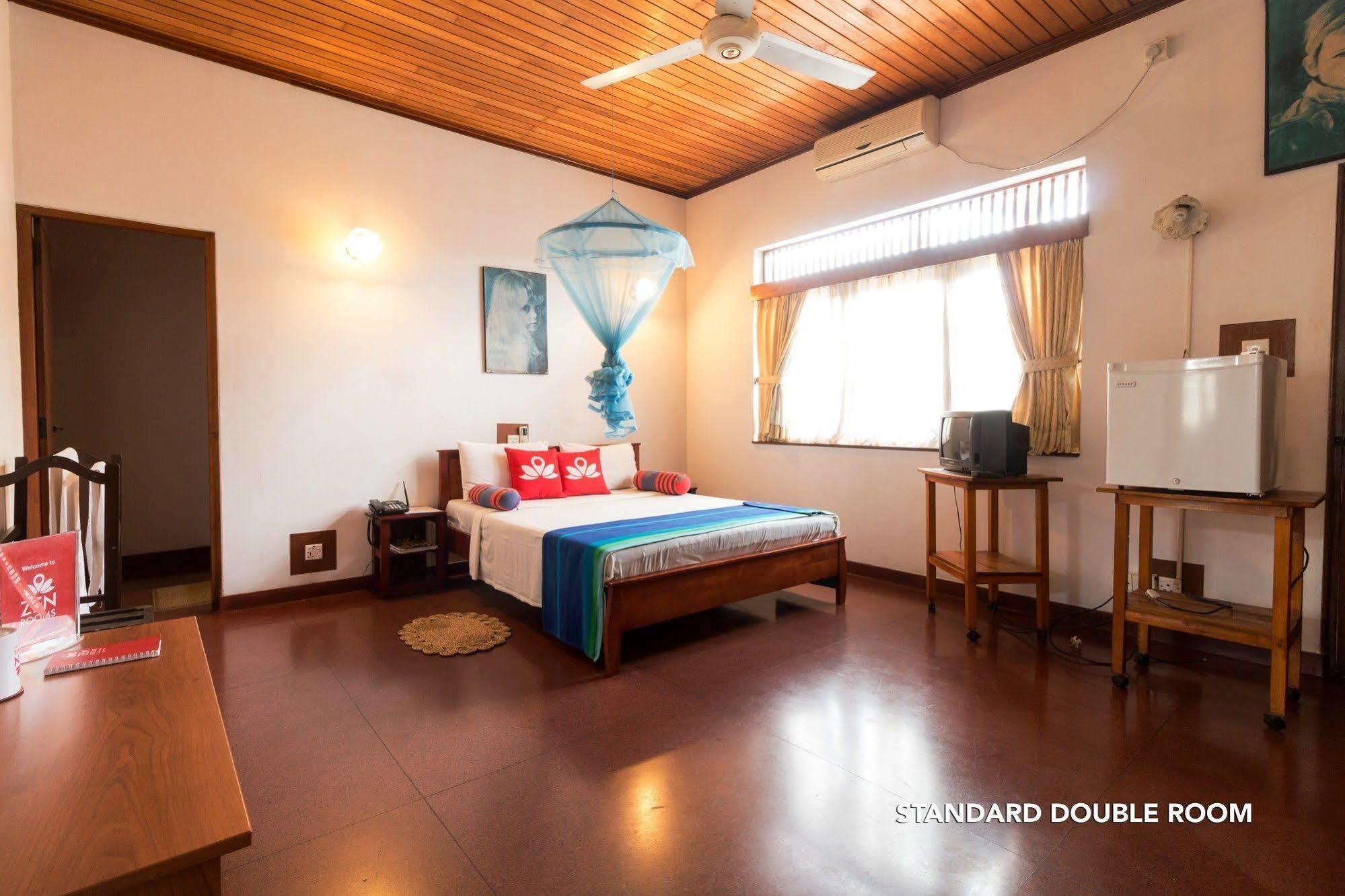Zen Rooms Modern City Inn Негомбо Экстерьер фото